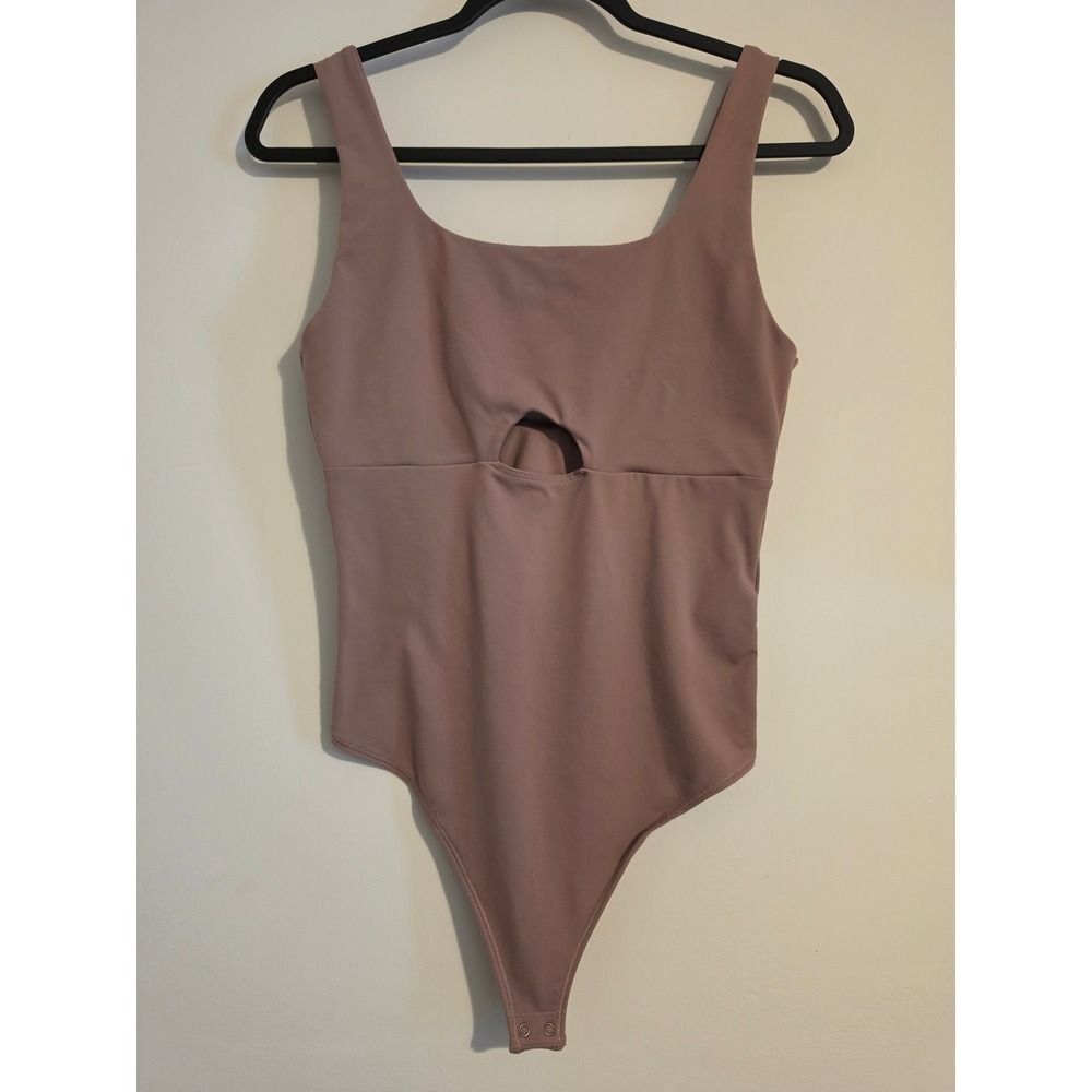 Abercrombie & Fitch Bodysuit Womens M Mauve Nylon Keyhole Cutout Chic Minimalist